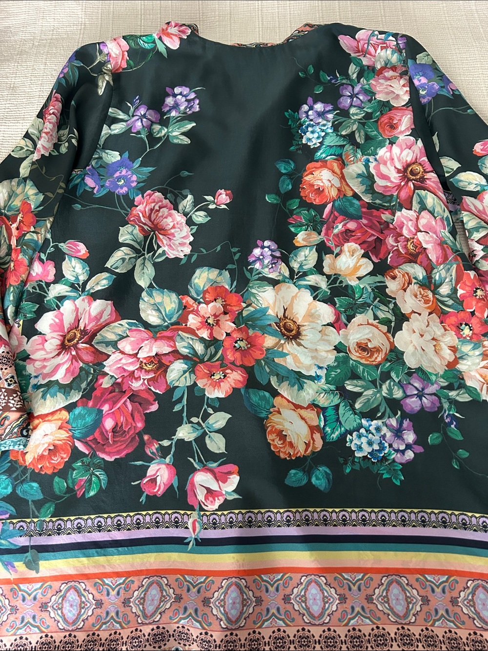 Johnny Was Black Floral V-Neck Tunic Top - Picture 6 of 7